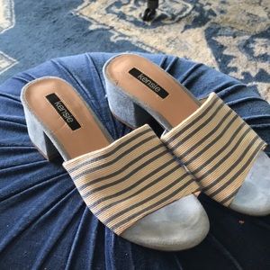 Mules baby blue and beige